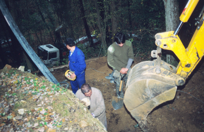 Treballs de consolidació del pou de glaç de Buscastell