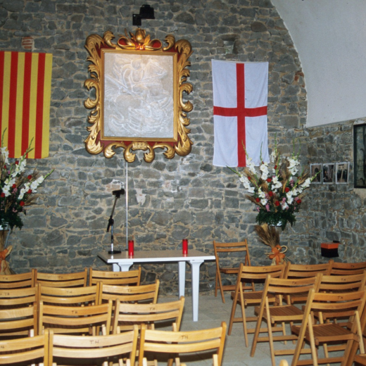 La capella de Sant Jordi preparada per celebrar-hi la missa de l'aplec d'aquest any