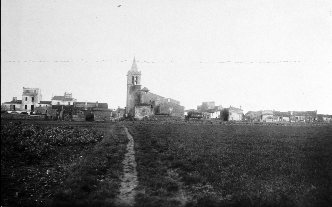 Vista parcial de la vila de Maçanet l'any 1940