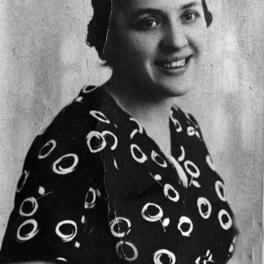 La Mercedes Alegria Mayoral, esposa del que fou secretari de l'ajuntament de Maçanet , Joan Viader Fors.