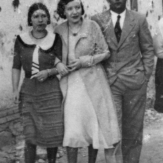 El matrimoni Josep Aregay i Maria Aluart amb una amiga