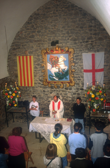 La missa a Sant Jordi per l'aplec del 99