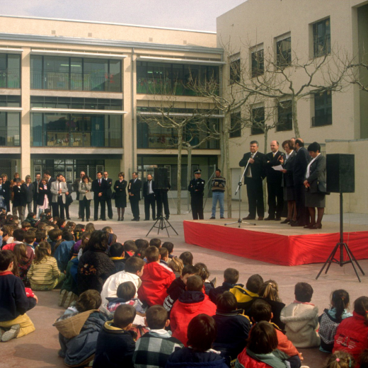 Inaguració d'una nova aula als col·legis públics Sant Jordi