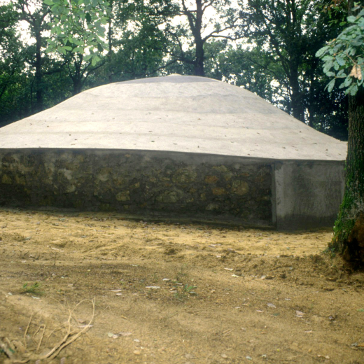 Estat de la cúpula restaurada del pou de del glaç.