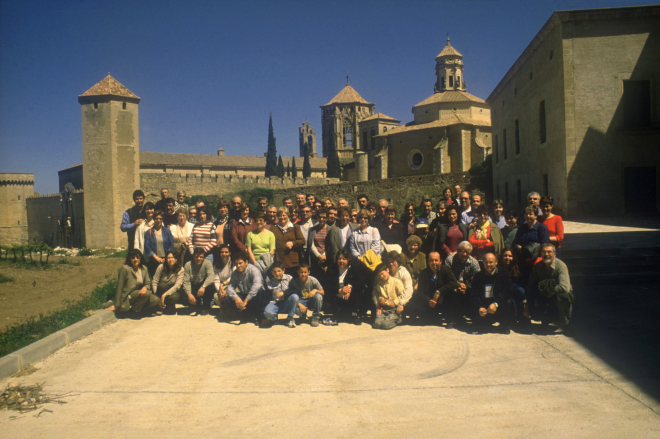 Sortida cultural al Monestir de Poblet de socis del taller d'història amb motiu de la obertura del arxiu dels contes de Medinaceli.