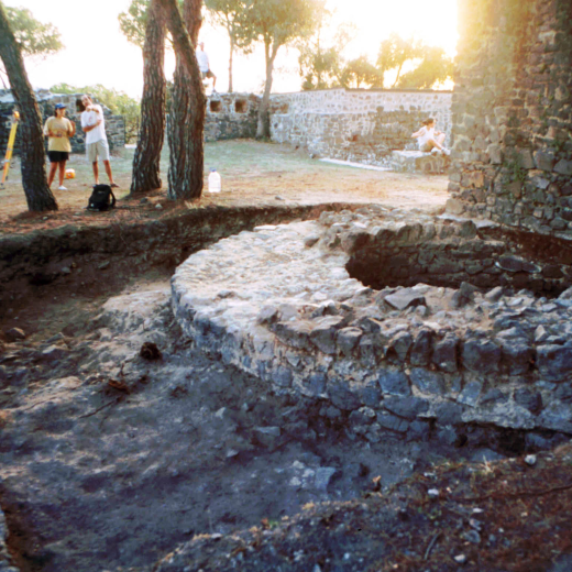 Les excavacions al castell de Torcafelló.