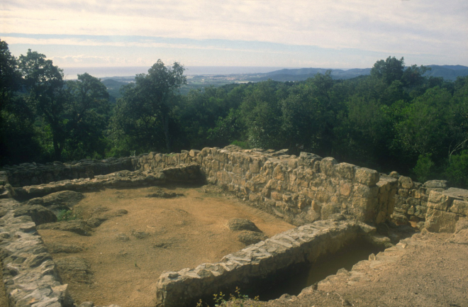 Detall de les excavacions de Mont-Barbat.