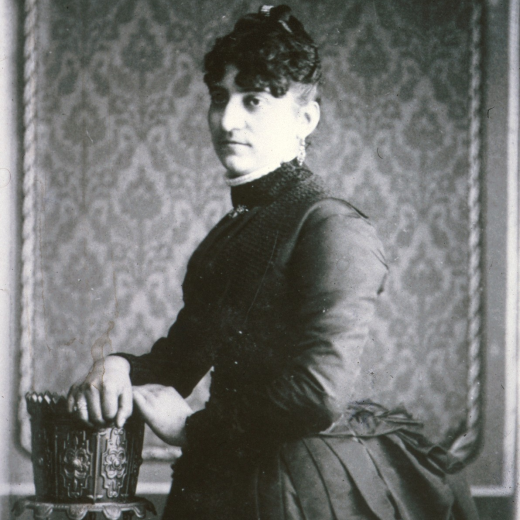 Cristina Tarrés, cotillaire de Maçanet del segle XIX, mare de Miquel Coll, que fou l'últim sastre artesà de Maçanet.