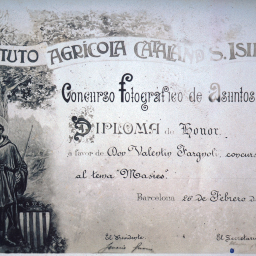 Diploma otorgat al fotògraf Valentí Fargnoli per l'Institut Àgricol Català de Sant Isidre amb motiu d'un concurs fotogràfic l'any 1918.