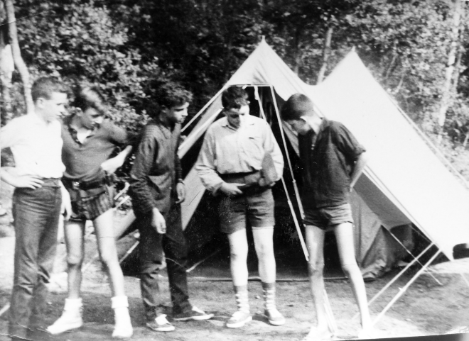 Campaments a Riells.
Julià Serra, Ferran Massegu, Joaquim Bosch, Quim Serra, Miquel Sobiranes