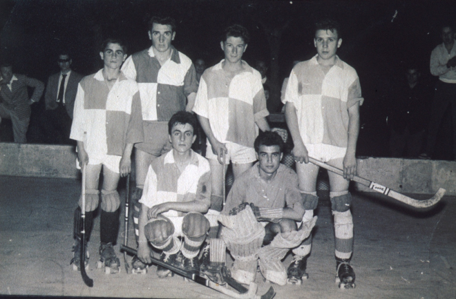 Equip del SHUM a la pist de Tordera.

D'esquerra a dreta: Josep Artigas, Pere Parera, Josep M Quellos i Jordi Munsó.

A davant: Joaquim Codina i Joan Selva.