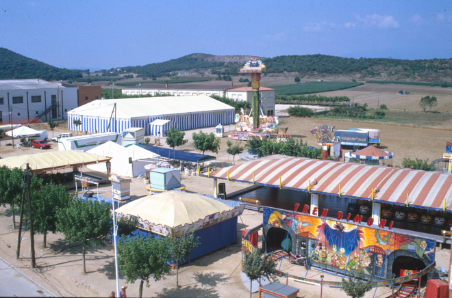 Envelat i parades d'atracció l'any 1991 al camp de Can Cinto per la Festa Major.