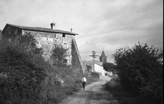Vista de Can Tomàs, antiga masia que avui és el restaurant Palau de Foixà.
