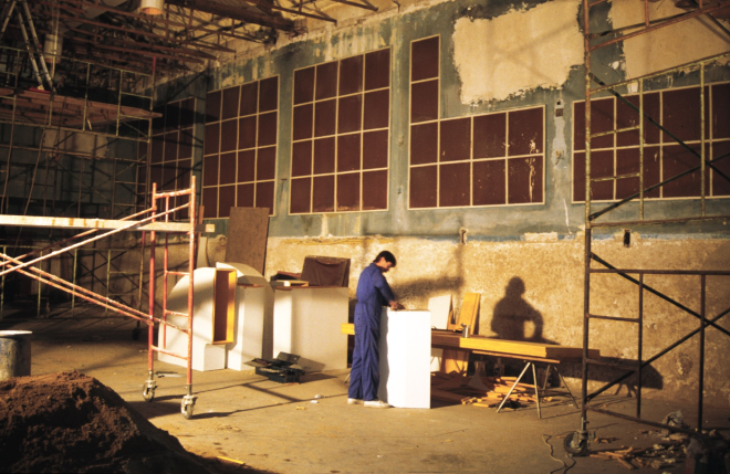 Últims detalls de la Restauració del local de la Societat