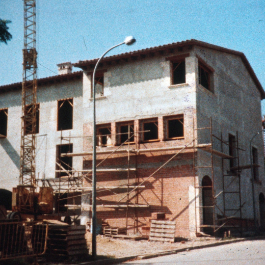 Obres de construcció del nou Ajuntament l'any 1984