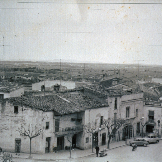 vista de la plaça de l'Església l'any 1965